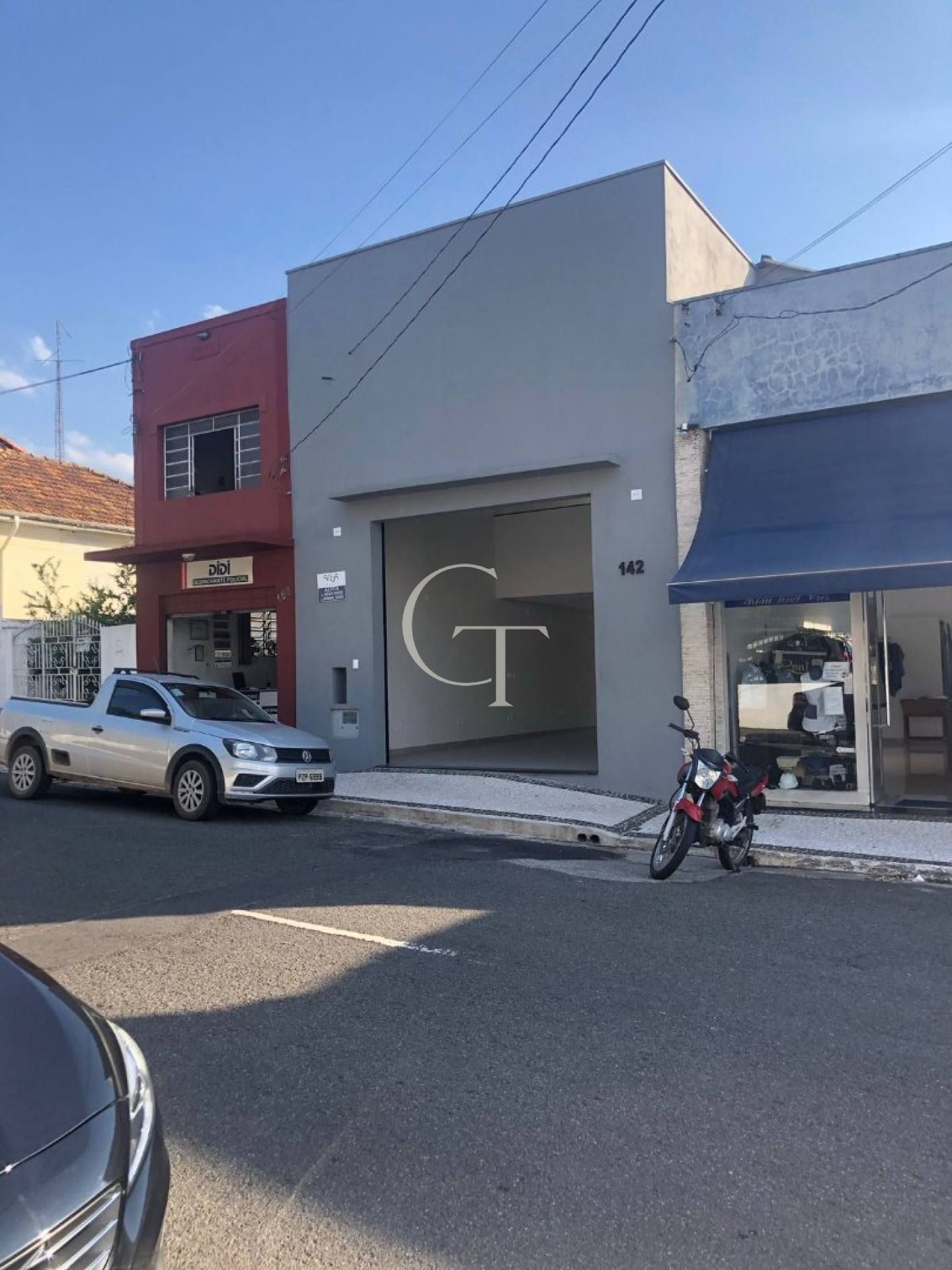 Salão comercial totalmente reformado