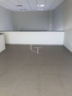 Salão comercial totalmente reformado