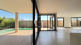 Casa para Venda no Condomínio Villas do Golfe