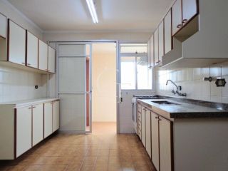 Apartamento  de 3 dormitorios a venda de  178 m² no Edificio Itapua Itu