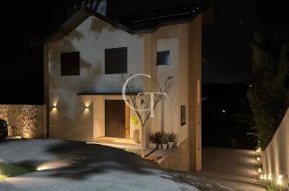 Casa no Campos de Santo Antônio com linda vista
