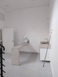 Salão comercial com salas no bairro Itu novo centro
