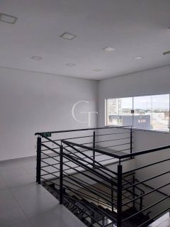 Salão comercial com salas no bairro Itu novo centro