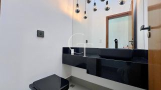 Casa moderna á Venda com 3 suítes no Condomínio Una em Itu