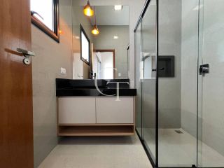 Casa moderna á Venda com 3 suítes no Condomínio Una em Itu