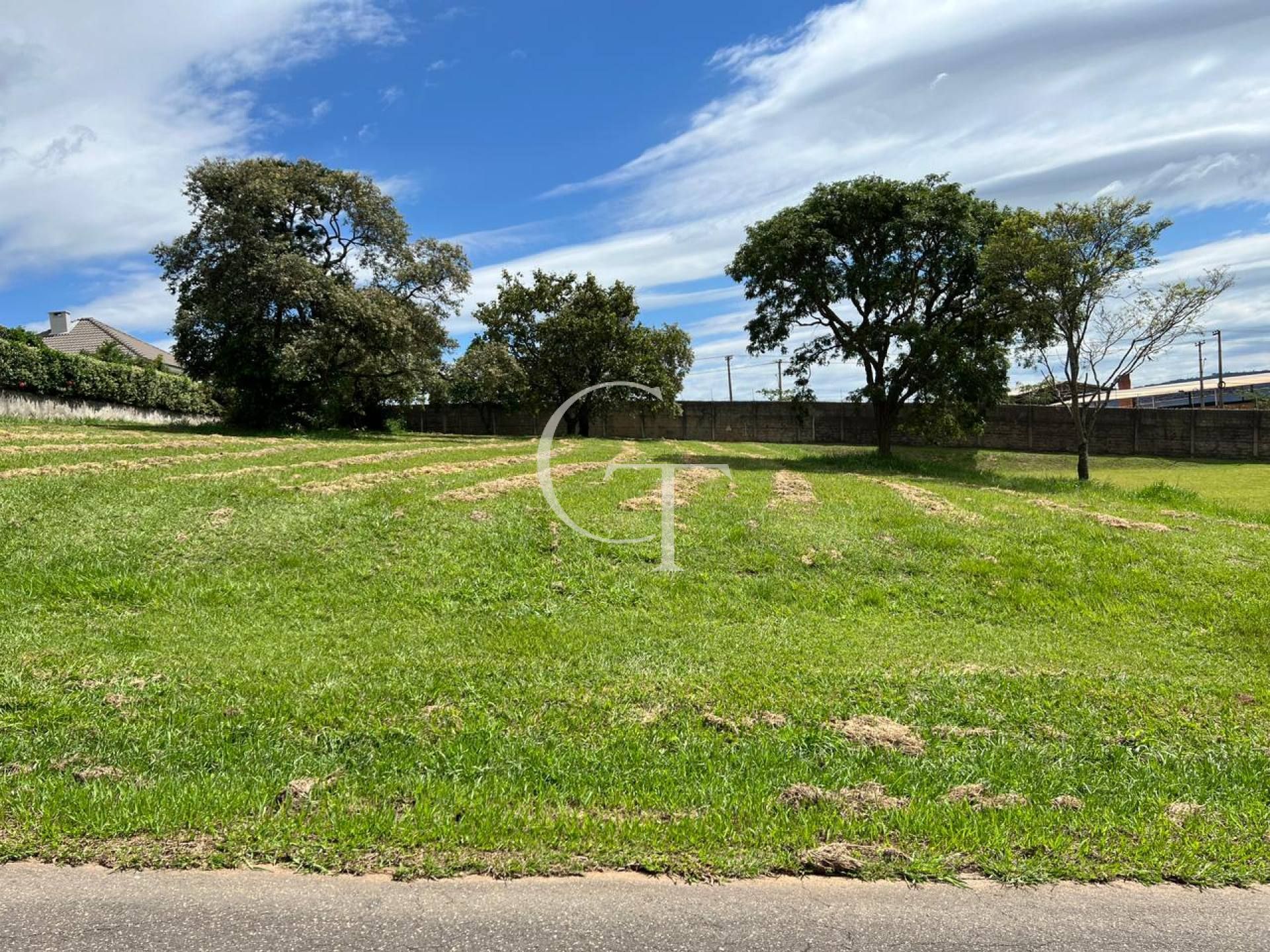 Terreno Premium no Condomínio Terras de São José I
