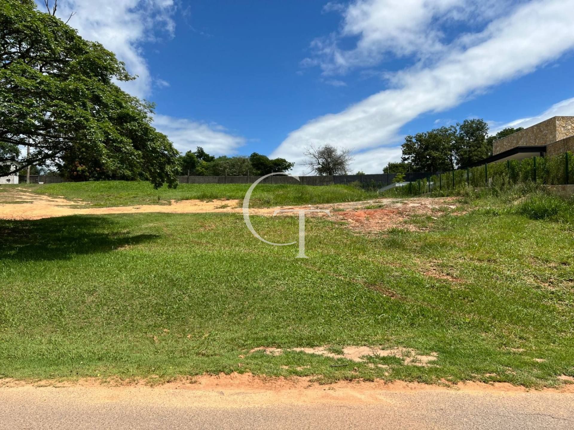 Terreno Único para Projetos de Alto Impacto no Terras de São José I