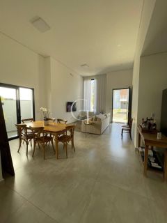 Casa à venda mobiliada