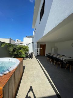 Casa à venda mobiliada