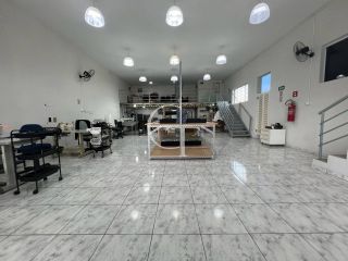 Prédio Comercial Completo para Venda — Estrutura e Sofisticação para Seu Negócio no Jardim Santa Rosa -Itu