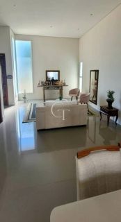 Casa que une imponência, sofisticação e autonomia: Condomínio Santa Mônica