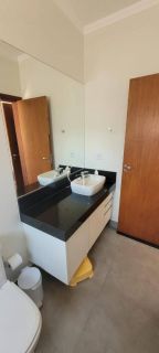 Casa que une imponência, sofisticação e autonomia: Condomínio Santa Mônica