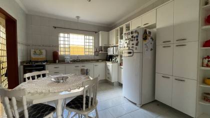 Casa Para Vender com 3 quartos 1 suítes no bairro Jardim Paraíso em Itu