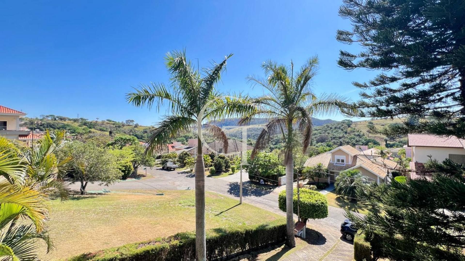 Casa à venda no Condomínio Campos de Santo Antônio – Tradição e sofisticação em harmonia com a natureza