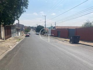 Lote em avenida comercial para Vender no Jd. Alberto Gomes