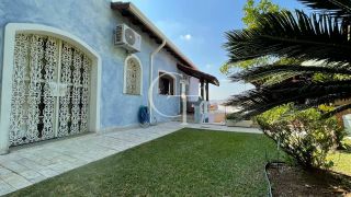 Casa térrea 3 dormitórios com quintal Jardim Paraíso em Itu