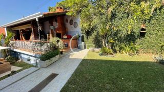 Casa térrea 3 dormitórios com quintal Jardim Paraíso em Itu