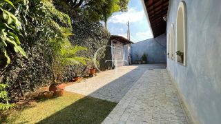 Casa térrea 3 dormitórios com quintal Jardim Paraíso em Itu