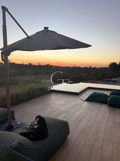 Casa para Venda no Condomínio Villas do Golfe Arquitetura Contemporânea em Harmonia com a Natureza