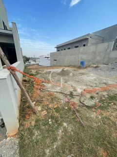 Lote com excelente localização - Condomínio Gardenville - Itu SP