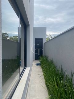 Casa de alto padrão mobiliada à venda no Villas do Golf, em Itu | 3 suítes, piscina e projeto contemporâneo