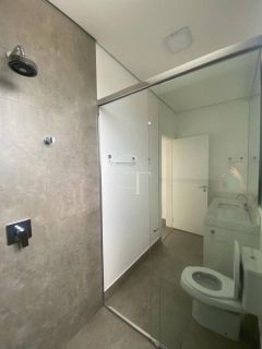 Casa de alto padrão mobiliada à venda no Villas do Golf, em Itu | 3 suítes, piscina e projeto contemporâneo
