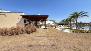 Casa de alto padrão mobiliada à venda no Villas do Golf, em Itu | 3 suítes, piscina e projeto contemporâneo