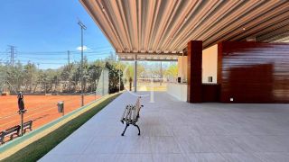 Casa de alto padrão mobiliada à venda no Villas do Golf, em Itu | 3 suítes, piscina e projeto contemporâneo