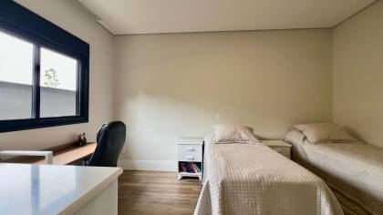 Casa Térrea Semi Nova no Condomínio Villas do Golfe : Valor Especial Abaixo do Avaliado