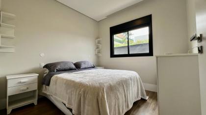 Casa Térrea Semi Nova no Condomínio Villas do Golfe : Valor Especial Abaixo do Avaliado