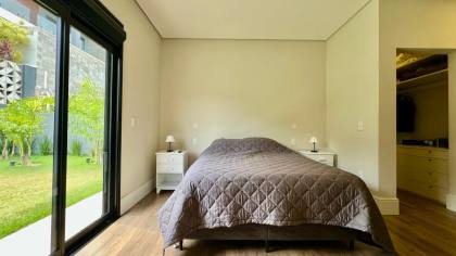 Casa Térrea Semi Nova no Condomínio Villas do Golfe : Valor Especial Abaixo do Avaliado