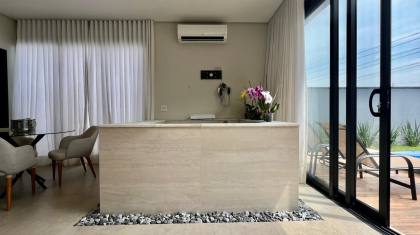 Casa Térrea Semi Nova no Condomínio Villas do Golfe : Valor Especial Abaixo do Avaliado