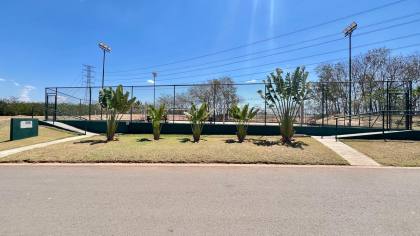 Casa Térrea Semi Nova no Condomínio Villas do Golfe : Valor Especial Abaixo do Avaliado