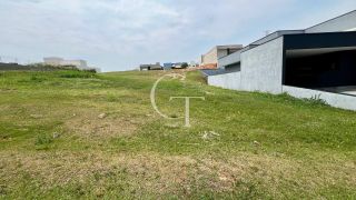 Terreno Exclusivo no Condomínio Villas do Golfe – 503m² com Localização Privilegiada