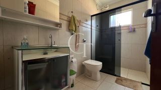 Chácara com 2 dormitórios à venda, 1038 m² por R$ 600.000 - Pinheirinho - Itu/SP