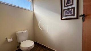 Casa térrea de esquina á Venda no Condomínio Haras Paineiras-Salto Permuta por casa em Condomínio menor