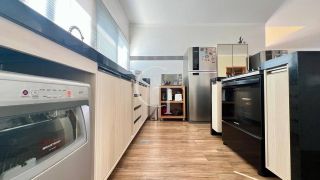 Casa térrea de esquina á Venda no Condomínio Haras Paineiras-Salto Permuta por casa em Condomínio menor