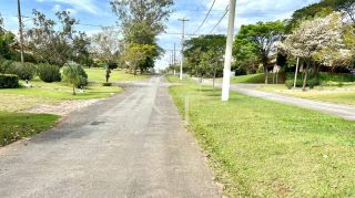 Casa térrea de esquina á Venda no Condomínio Haras Paineiras-Salto Permuta por casa em Condomínio menor