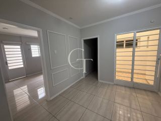 Casa comercial no bairro Brasil Itu