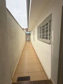 Casa comercial no bairro Brasil Itu