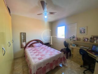 Sobrado à Venda no bairro Parque São Camilo em Itu