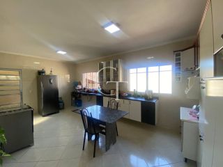 Sobrado à Venda no bairro Parque São Camilo em Itu