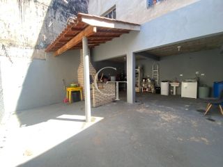 Sobrado à Venda no bairro Parque São Camilo em Itu