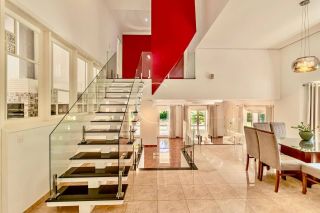 Uma Casa Que Traduz o Silêncio do Luxo no Coração do Vila Real