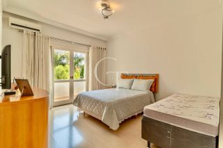 Uma Casa Que Traduz o Silêncio do Luxo no Coração do Vila Real