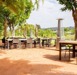 Uma Casa Que Traduz o Silêncio do Luxo no Coração do Vila Real