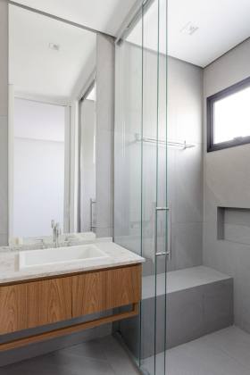 Casa  á Venda com vista deslumbrante e 5 Suítes no Condomínio Villas do Golfe – Itu