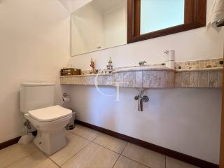 Refúgio Contemporâneo na Fazenda Vila Real com Vista permanente para a mata, 5 suítes e piscina com prainha