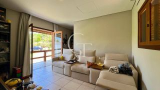 Refúgio Contemporâneo na Fazenda Vila Real com Vista permanente para a mata, 5 suítes e piscina com prainha