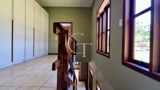 Refúgio Contemporâneo na Fazenda Vila Real com Vista permanente para a mata, 5 suítes e piscina com prainha